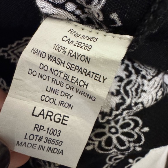 Elan Black and White Boho Pattern Open Shoulder Shirt - Picture 4 of 10